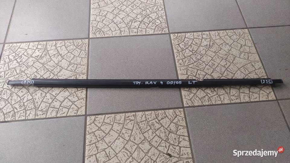 Toyota RAV4 RAV 4 2000 2005 listwa zgarniająca Części Wrocław