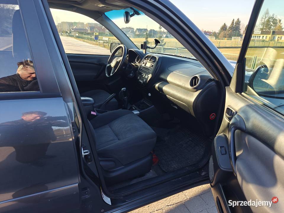 Sprzedam Toyotę RAV IV drugiej generacji
