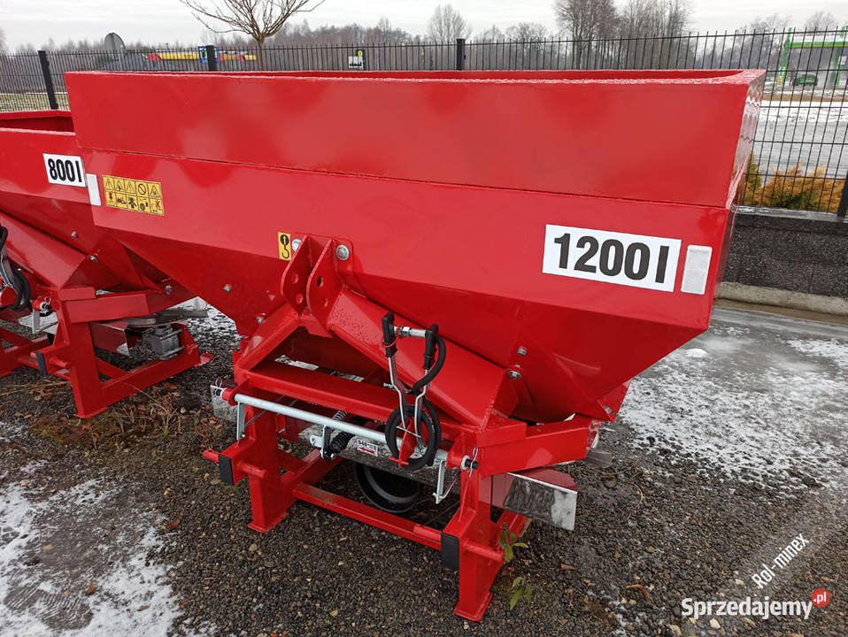 Nowy Rozsiewacz do nawozów STRUMYK Tytan 600 nieuszkodzony Puławy