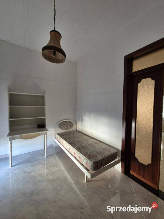 Na sprzedaż część kamienicy Carini Sycylia Słupca