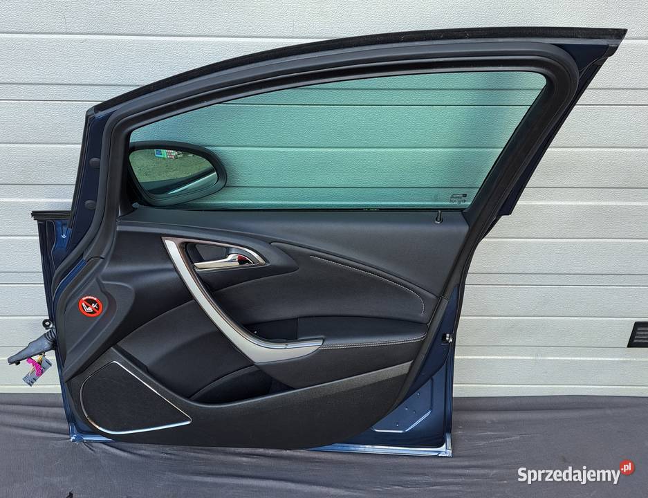 Drzwi prawe przód Opel Astra J IV hatchback Z22A Mielęcin