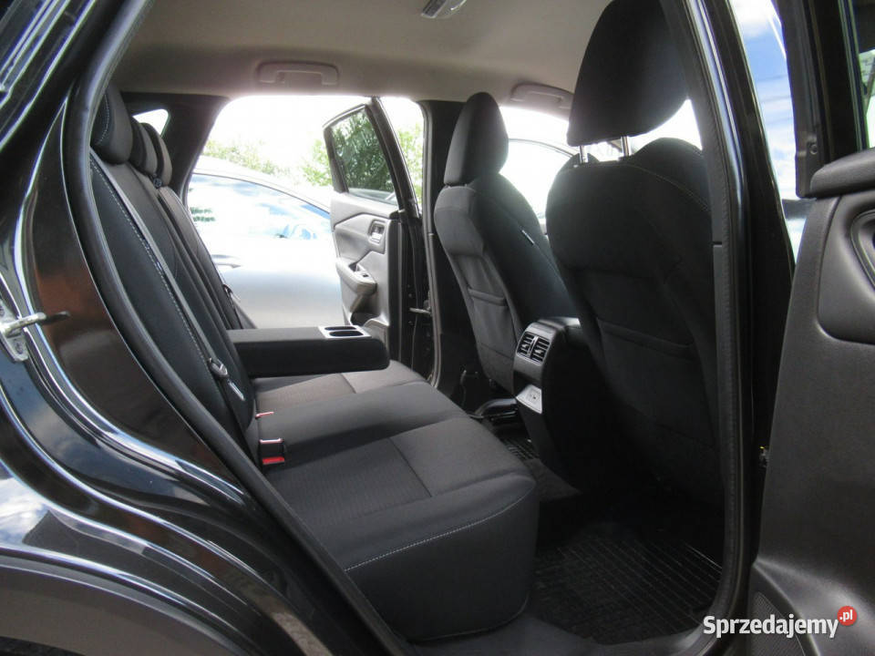 Nissan Qashqai BEZWYPADKOWY Kamery 360 Martwe ABS Warszawa sprzedam