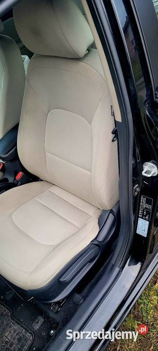 Kia Rio 14 Bogata wersja ledy 6 biegów Klima Zarejestrowany w Polsce Ostrowiec Świętokrzyski