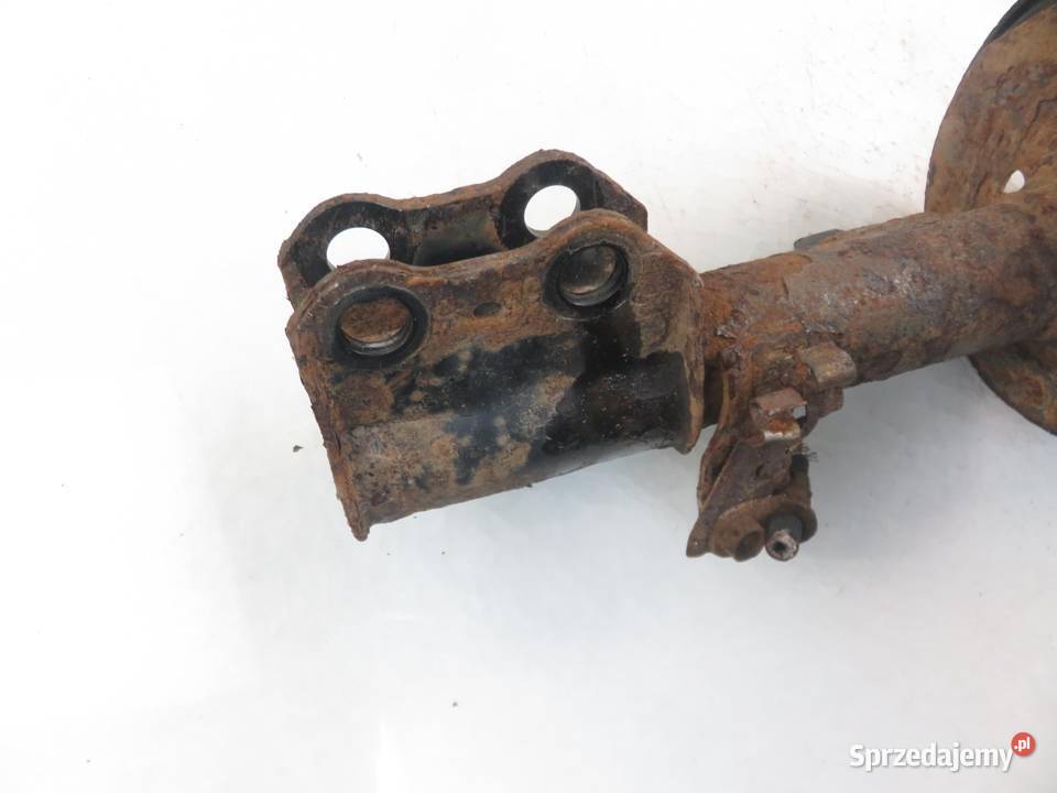 MCPERSON PRAWY PRZEDNI PONTIAC VIBE I 18