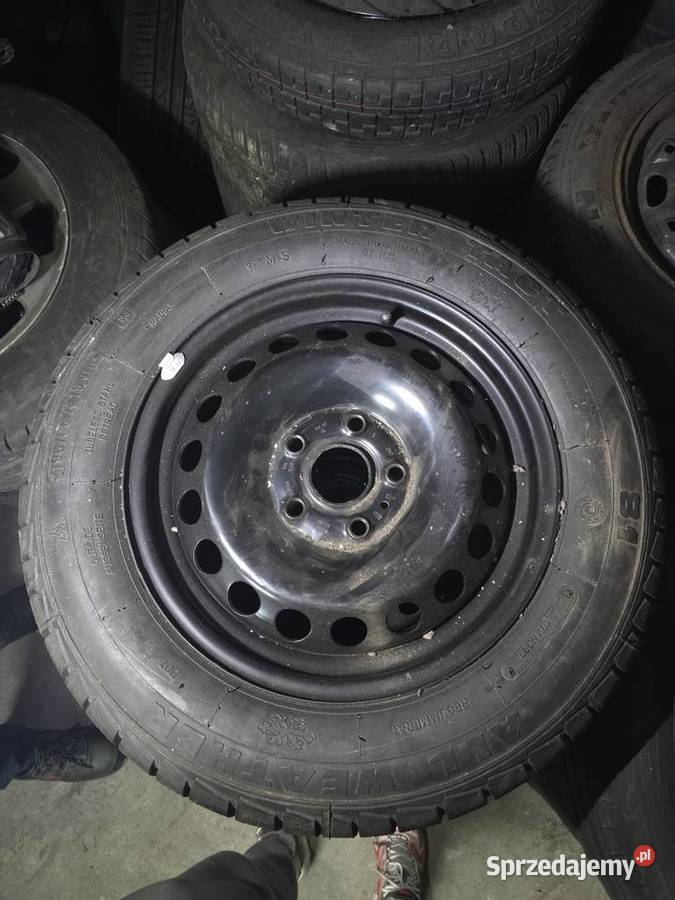 Dwa kola VW Golf 19565 r15 nowe Samochodowe Świdnica