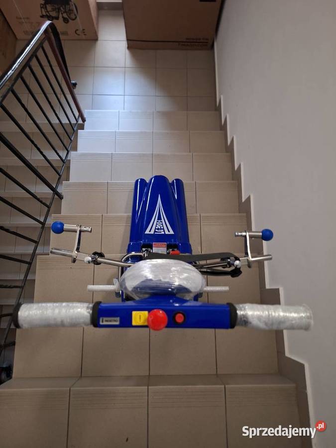 Schodołaz gąsiennicowy Antano LG 2004