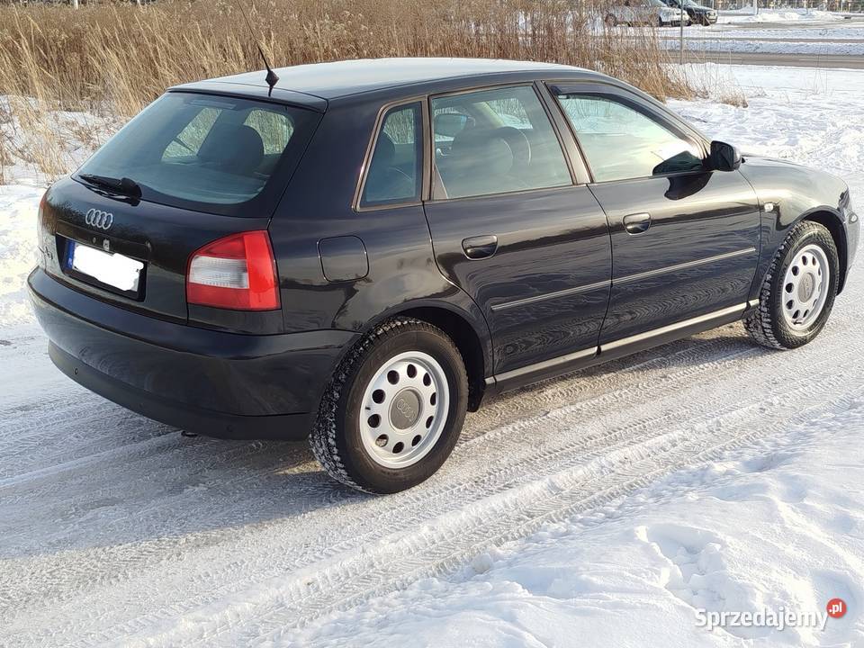 A3 8L 16 Benzyna 2003 wersja 5 drzwi Świdnik