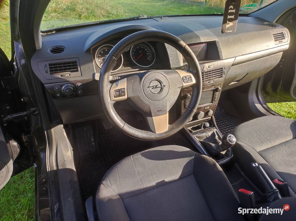 Sprzedam opel Astra H GTC 16 2007r Astra Ryczówek