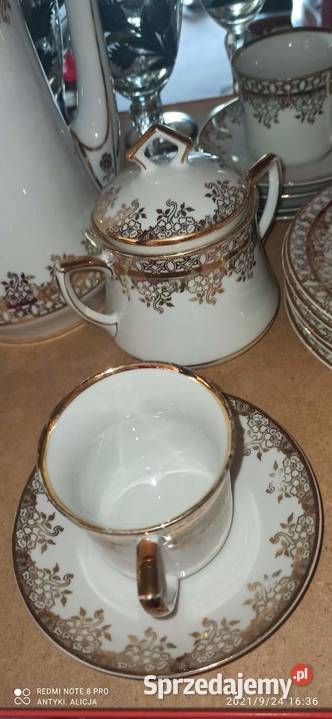 Talerzyk deserowy C T Biało złoty Gdańsk