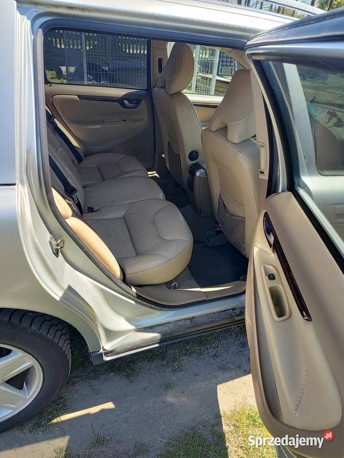 Sprzedam Volvo V70 D5 z 2003 roku z automatyczną Bogumiłowice