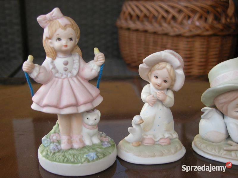 kolekcjonerskie figurki z biskwitu sygnowane Dekoracje i ozdoby lubuskie