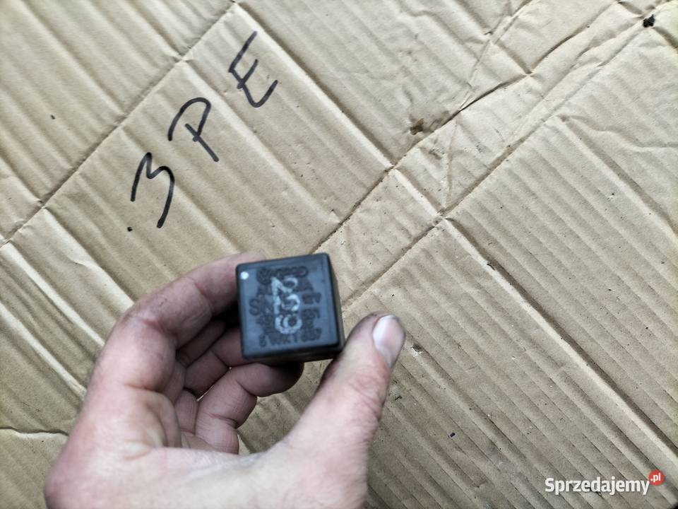 Przekaźnik 229 431955531 Części