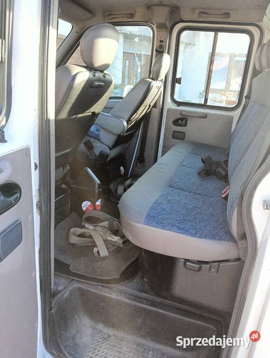 Laweta Renault Master 28 doca 7 osób