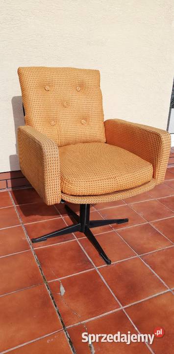 Fotel PRL unikat kręcony krzesło metalowy mazowieckie Sulbiny
