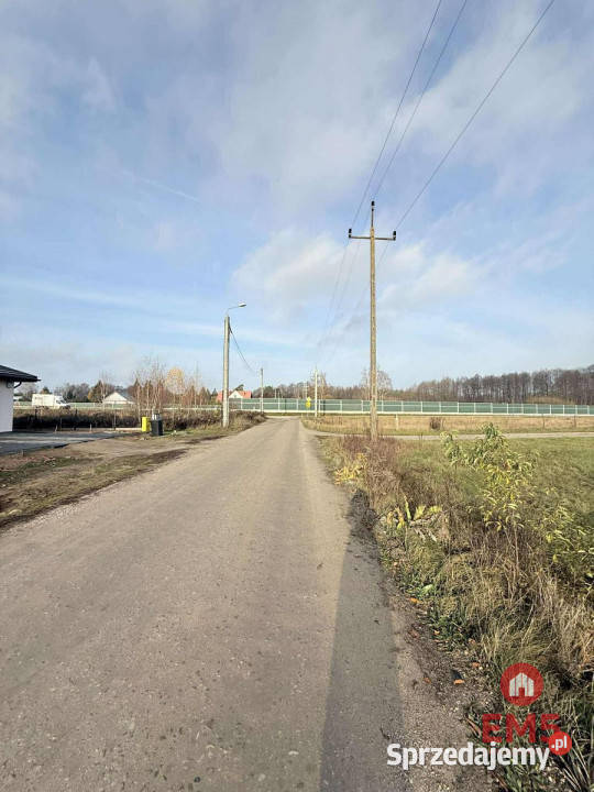 sprzedaży działki Zalesiany 900m2