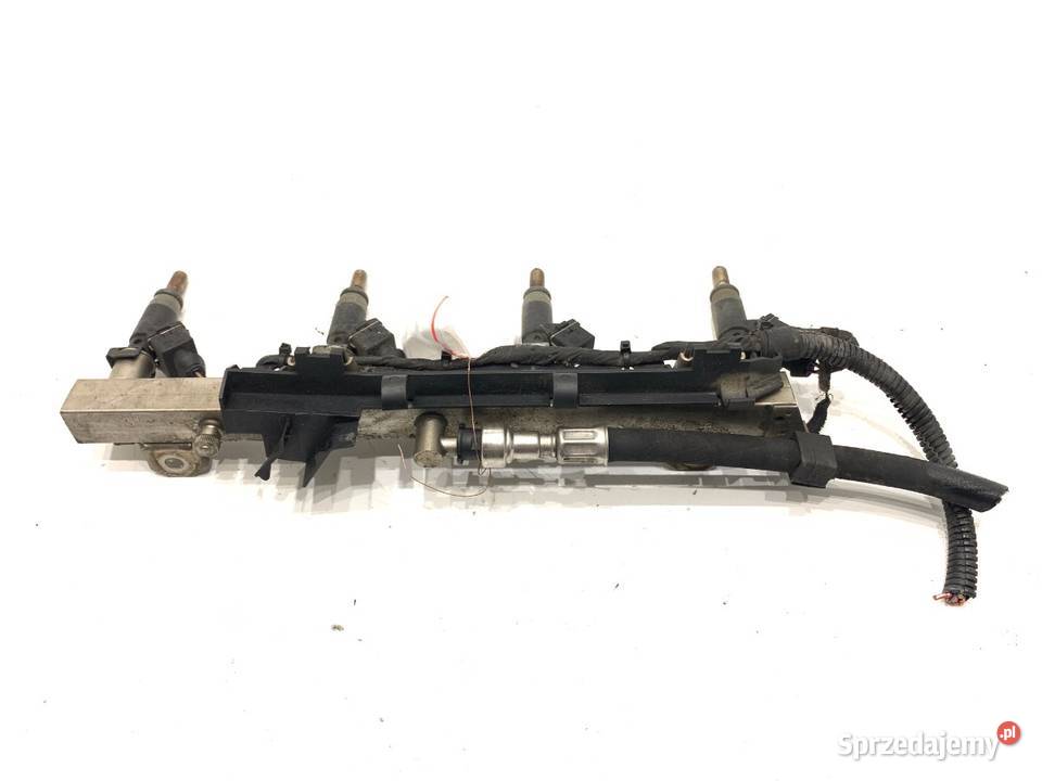 LISTWA WTRYSKOWA BMW E46 7506158 16 115