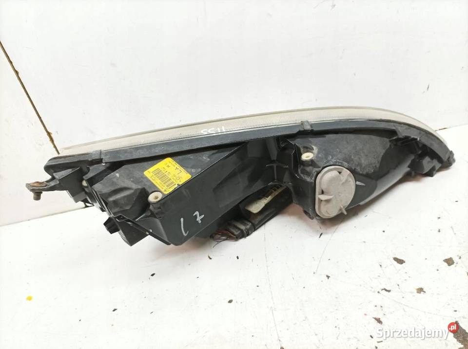 LAMPA PRZÓD LEWA 0301208201 Mitsubishi Colt VII