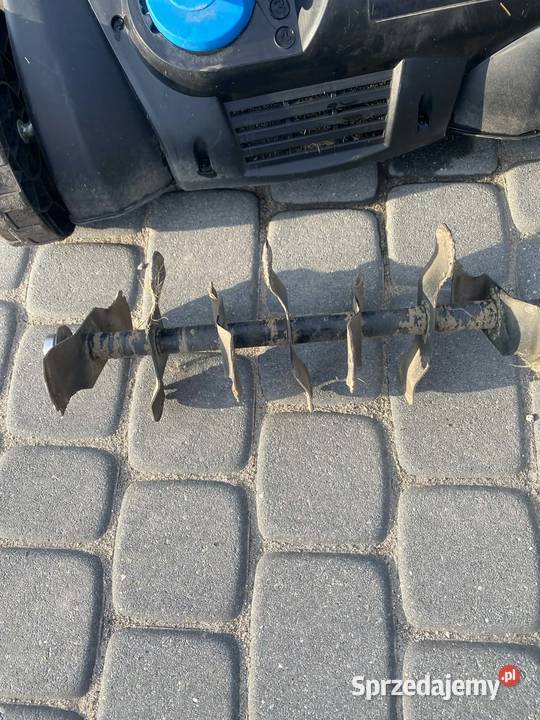 Wertykulator Areator elektyryczny Machnacz