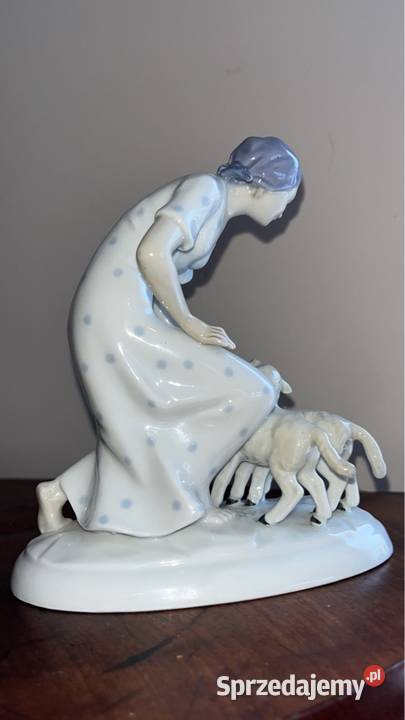 Figurka dziewczyny z owieczkami Carl