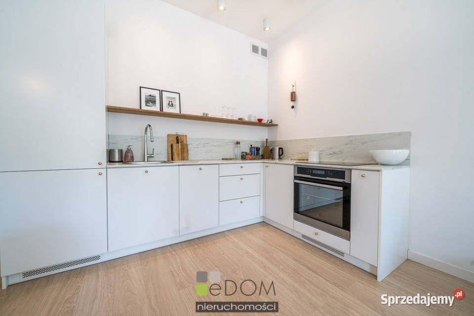 Mieszkanie Wawrów 5047m2 3 pokoje 11472zł/m2