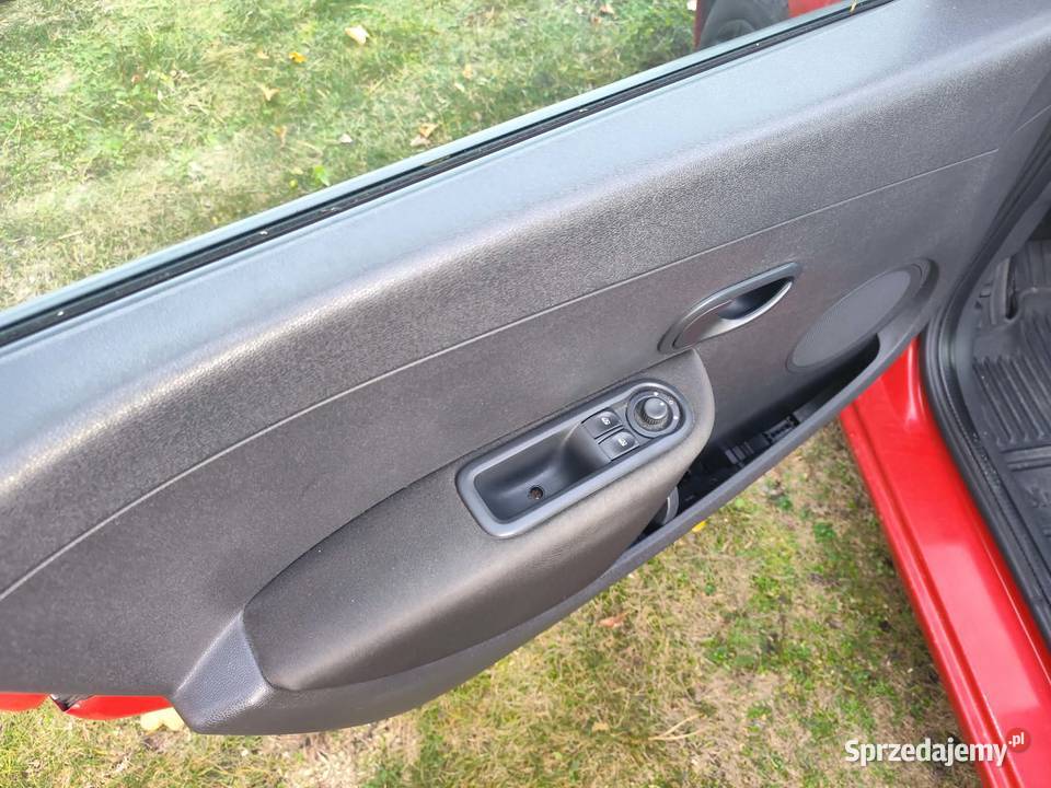 SPRZEDAM CZYTAJ OPIS Poddębice