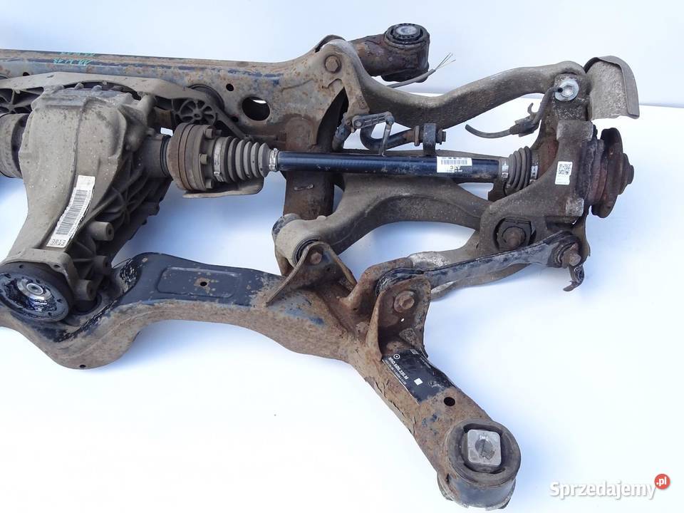 KPL BELKA ZAWIESZENIE TYŁ SANKI 8R0505235M 20 27