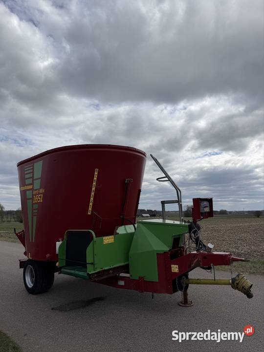 Wóz paszowy paszowóz Strautmann VertiMix 1651 Janów