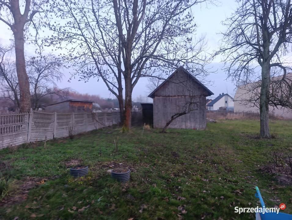 Działka budowlana z dojazdem z dwóch stron budowlana świętokrzyskie