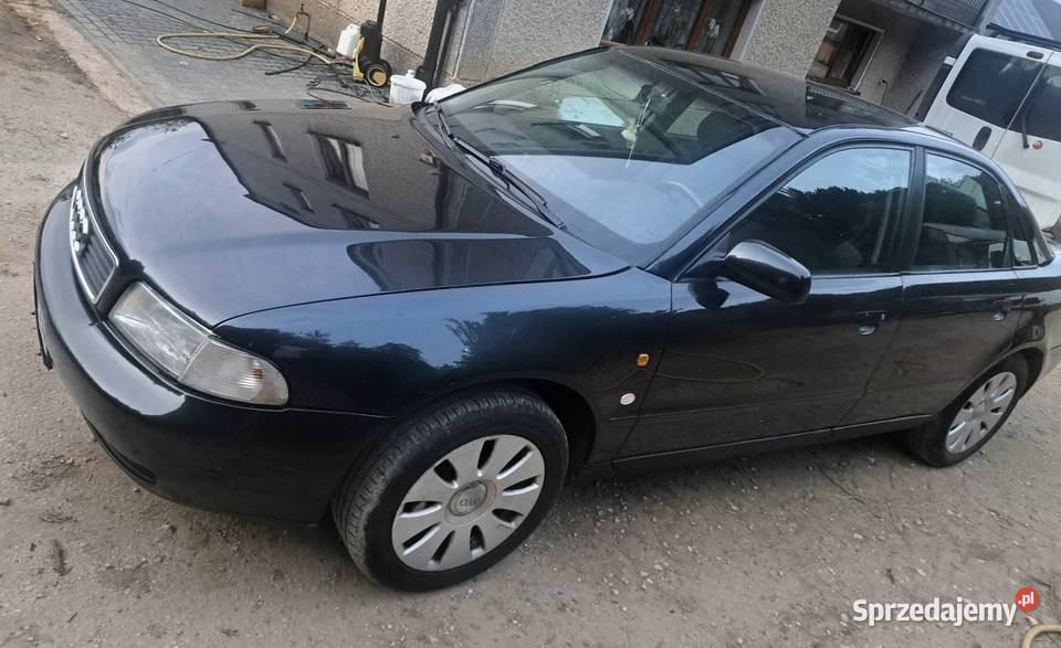 Audi a4b5 19 TDI diesel A4 Złota sprzedam