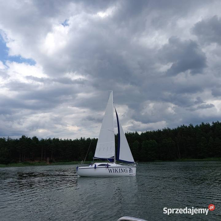 sprzedam jacht z przyczepą