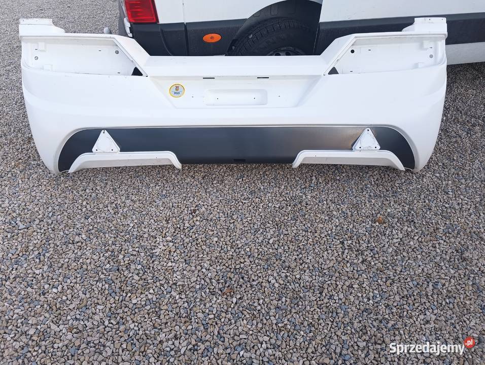 Zderzak tył przyczepa kempingowa hobby 224 Odrowążek