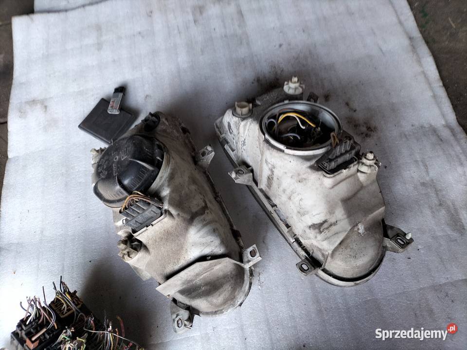 LAMPA PRZÓD PRZEDNIA LEWA PRAWA GOLF 3