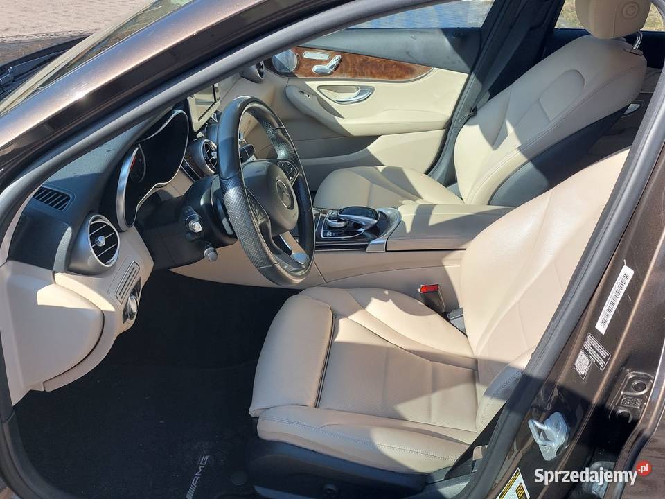 Mercedes C300 4Matic przebieg 124 Gdynia