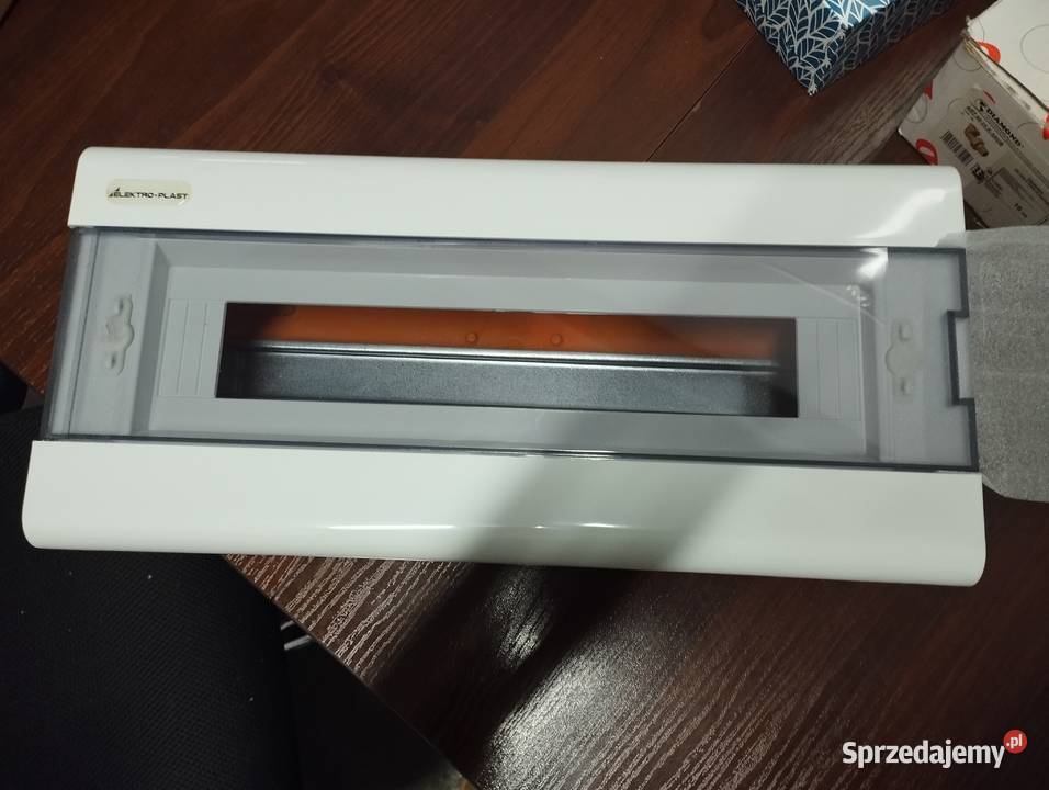 Rozdzielnica podtynkowa ElektroPlast Katowice sprzedam