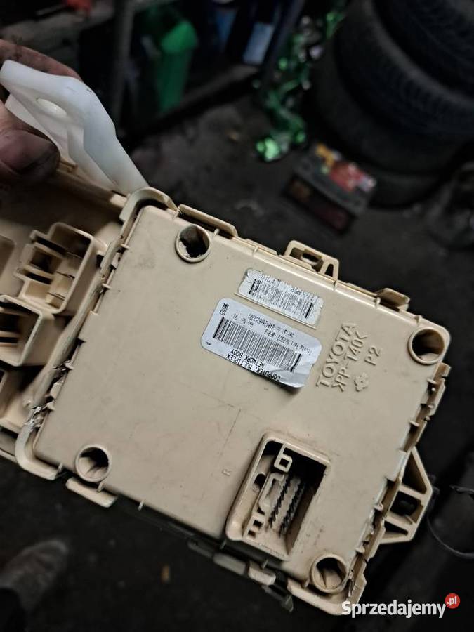 Toyota corolla verso moduł BSI SKRZYNKA