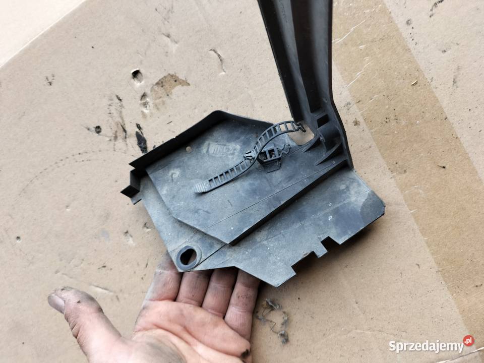 KIEROWNICA POWIETRZA AUDI 80 B4 893805985 lubelskie Kamień-Kolonia