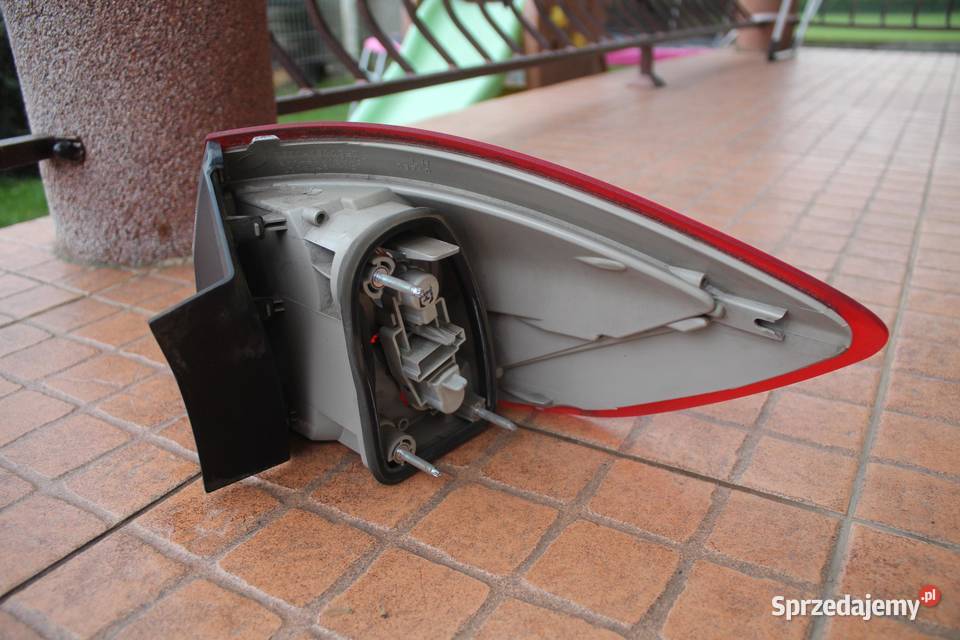 LAMPA LEWY TYŁ TYLNA FORD MONDEO MK4 7S7113405B sprzedam