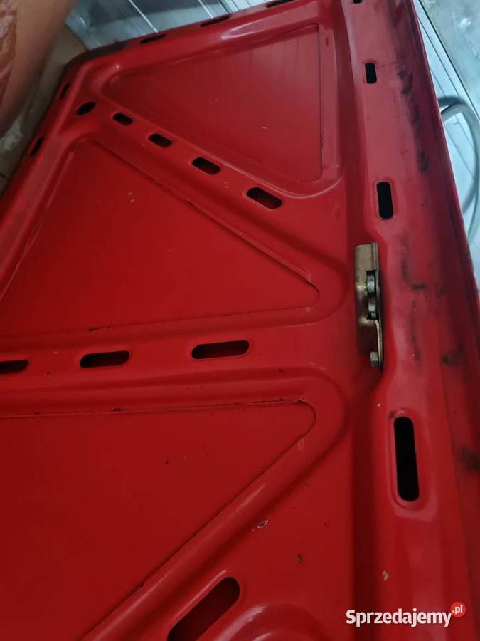 Klapa bagażnika audi 80 b1 marsrot L31B Dobrodzień