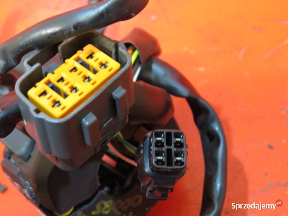 SUZUKI GSXS 1000 2019 KATANA PRZEŁĄCZNIK mazowieckie Warszawa