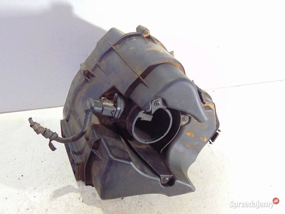 OBUDOWA FILTRA POWIETRZA 60 A8 D3 07C133836G Obudowy filtrów
