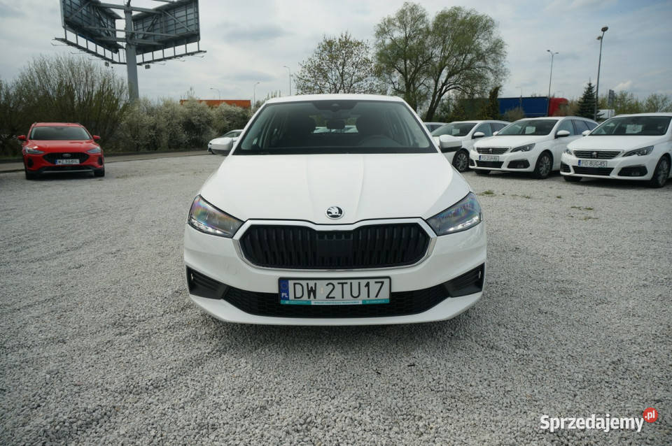 koda Fabia 10 TSI 80 Salon Active Faktura Vat 23 serwisowany w ASO