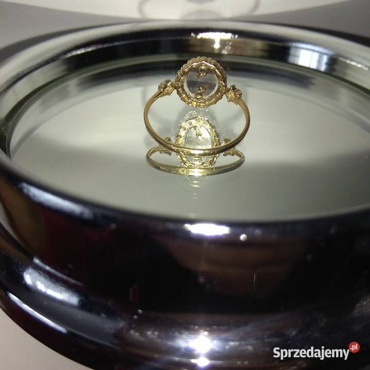 Pierścionek medalik