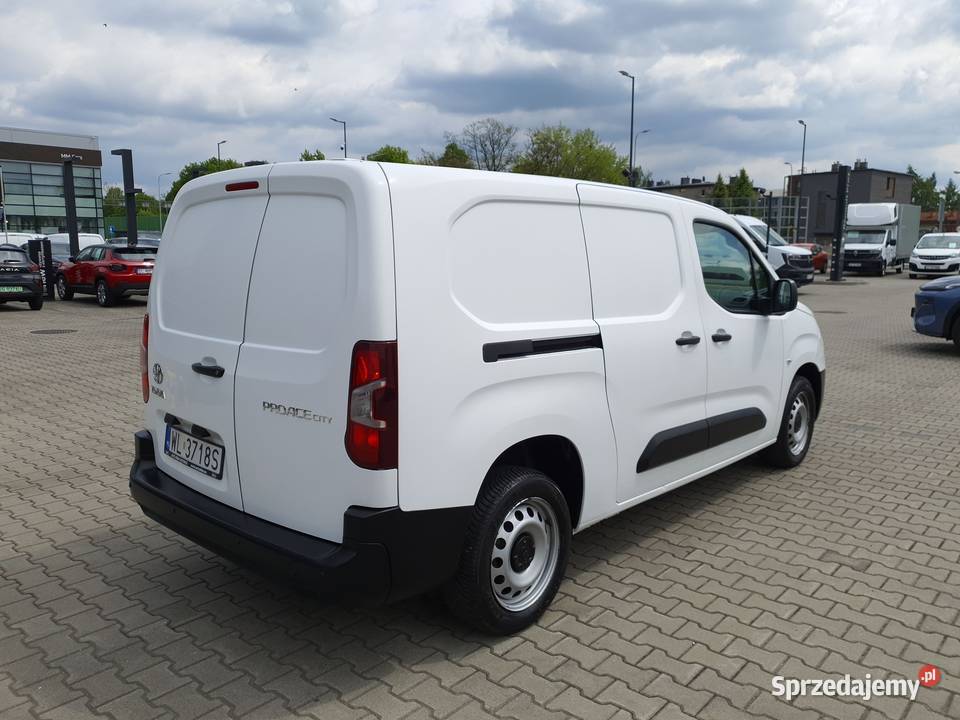 Proace City 15 D4D Long 24t Active tempomat
