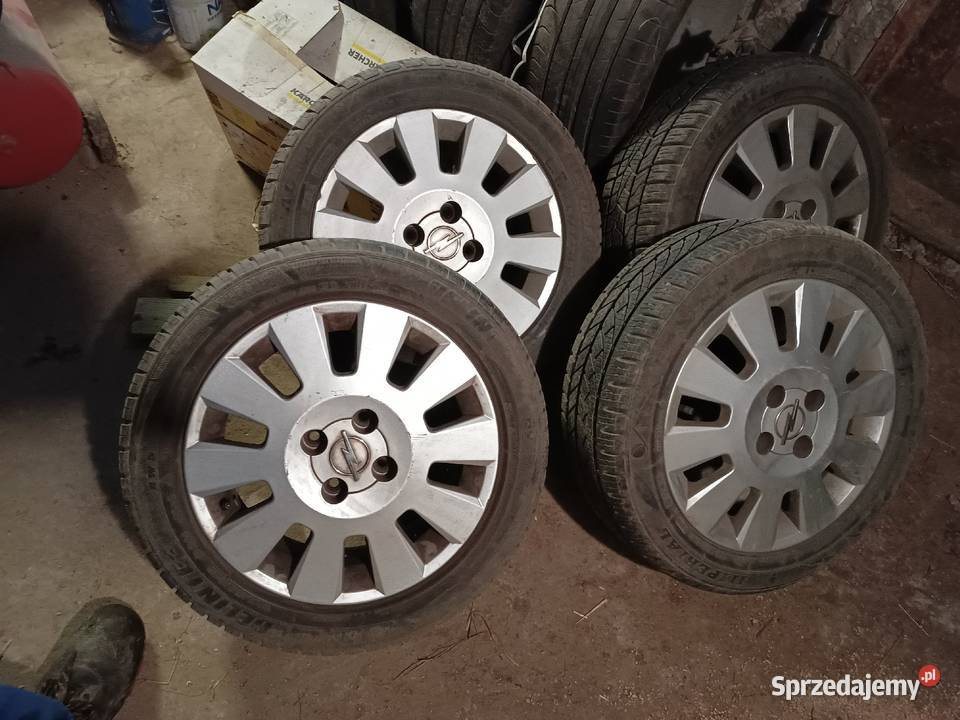 Alufelgi opony całoroczne R15 18555 Samochodowe