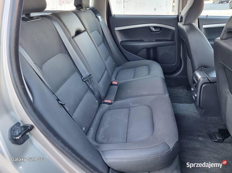 Volvo V70 III 20 D 136 nawigacja alufelgi pierwszy właściciel