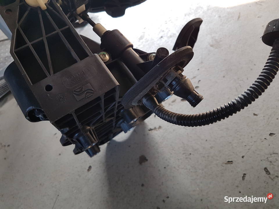 OPEL CORSA D PODSTAWA PEDALOW 55703354 PADAL Turek