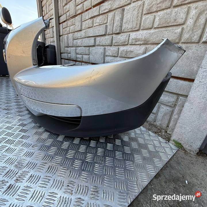 Zderzak przedni kompletny Volvo C30 2009r Kolor wielkopolskie sprzedam