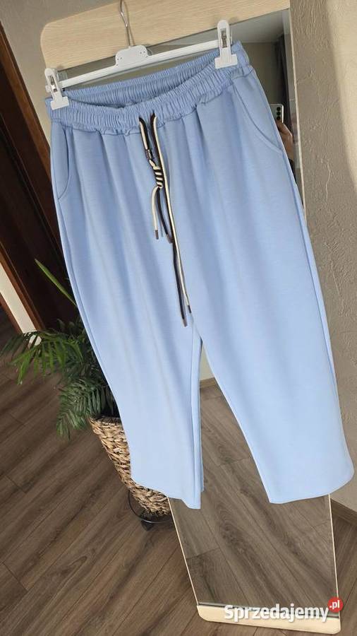 Nowe spodnie dresowe jasnoniebieskie duże Rozmiar uniwersalny sprzedam
