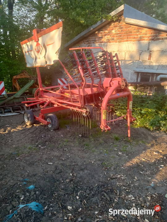 Zgrabiarka STOLL R 420 Kuhn GA 4321 Masterdrive Maszyny rolnicze Korzenna sprzedam