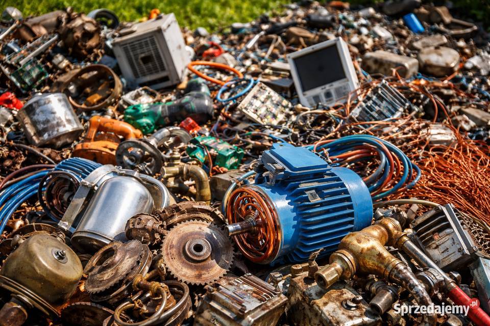 Pomogę uprzątnąć złom i elektronikę odbiór z Miechów